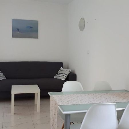 Apartment Pejnovic Malinska Exteriör bild